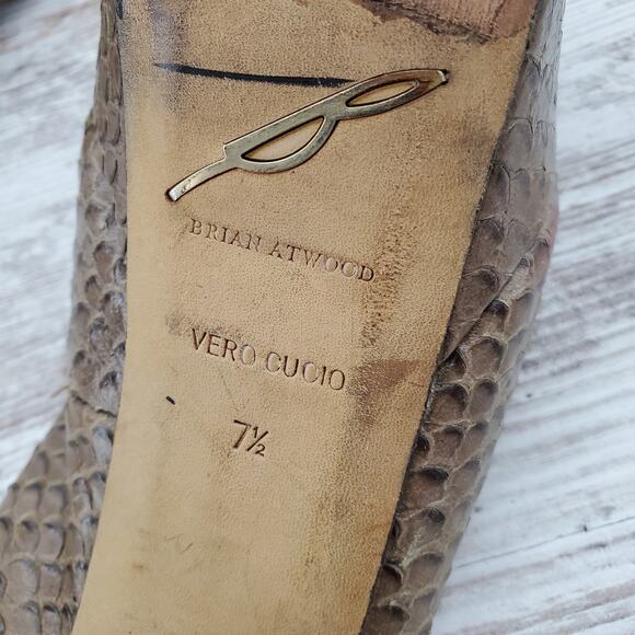 Brian Atwood Snakeskin Pumps 7.5 - Picture 8 of 8